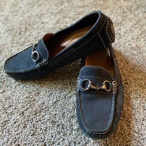 Nine West navy blue leather loafers size 8M